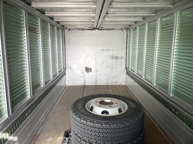 トヨタダイナアルミウイング小型（2t・3t）[写真07]