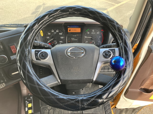 日野プロフィアダンプ大型（10t）[写真38]