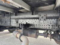 いすゞフォワードアルミバン中型（4t）[写真29]