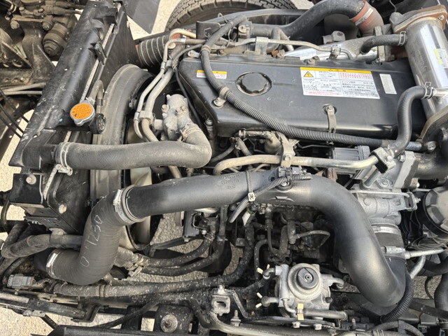 いすゞフォワードアルミバン中型（4t）[写真34]