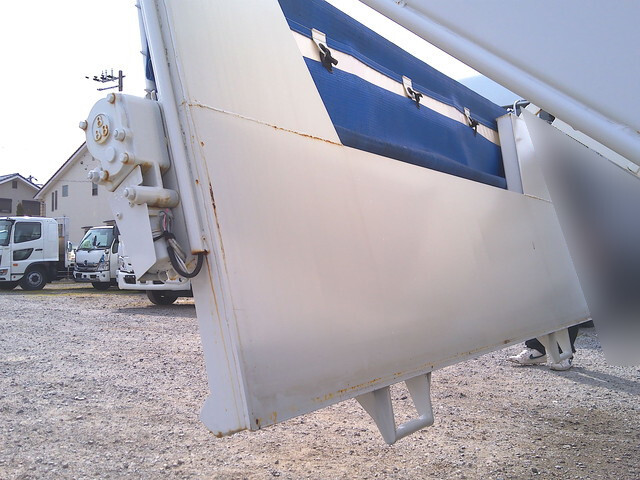 いすゞギガダンプ大型（10t）[写真20]