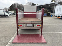 三菱ふそうキャンターアルミブロック小型（2t・3t）[写真17]