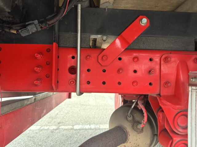 三菱ふそうキャンターアルミブロック小型（2t・3t）[写真27]