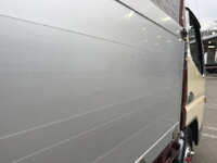 三菱ふそうキャンターアルミブロック小型（2t・3t）[写真40]