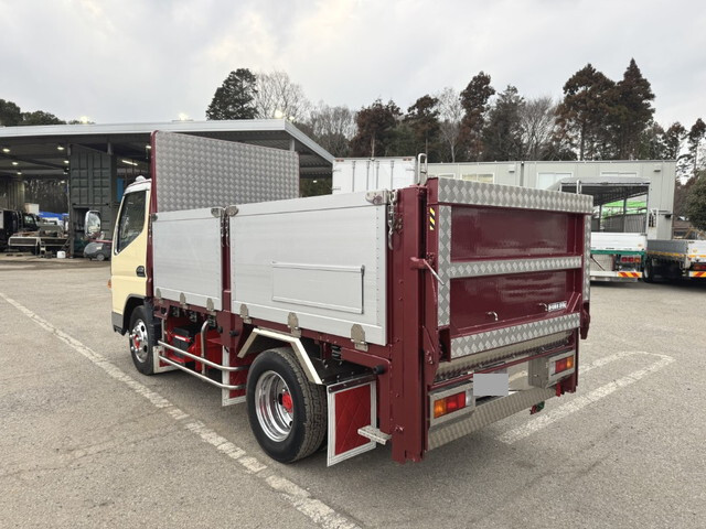 三菱ふそうキャンターアルミブロック小型（2t・3t）[写真04]