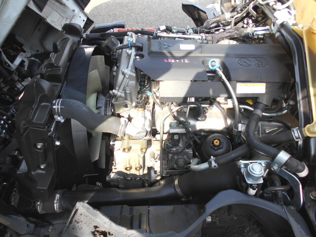 三菱ふそうキャンター平ボディ小型（2t・3t）[写真14]