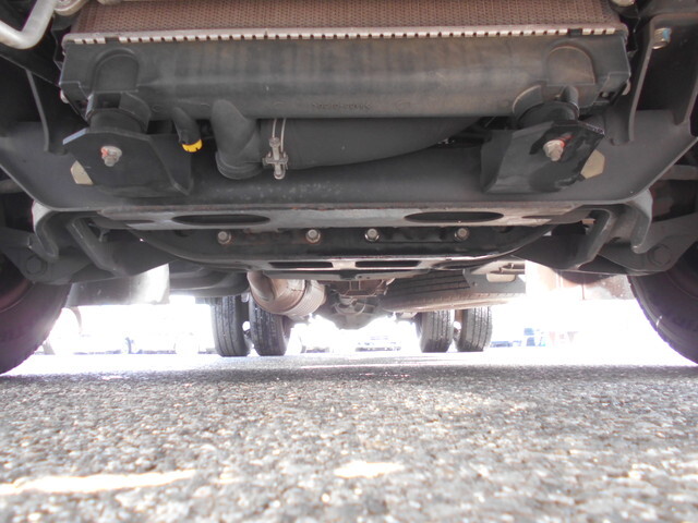 三菱ふそうキャンター平ボディ小型（2t・3t）[写真18]