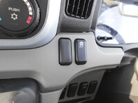 三菱ふそうキャンター平ボディ小型（2t・3t）[写真33]