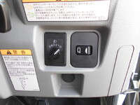 三菱ふそうキャンター平ボディ小型（2t・3t）[写真36]