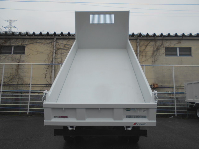 三菱ふそうキャンターダンプ小型（2t・3t）[写真11]