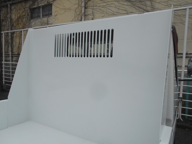 三菱ふそうキャンターダンプ小型（2t・3t）[写真12]