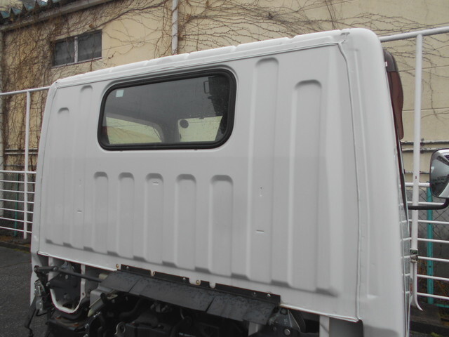 三菱ふそうキャンターダンプ小型（2t・3t）[写真13]