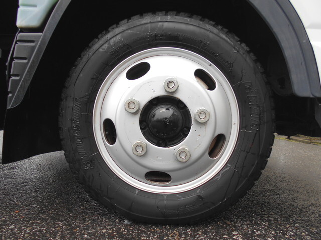 三菱ふそうキャンターダンプ小型（2t・3t）[写真24]