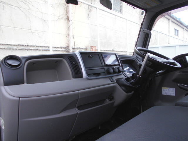 三菱ふそうキャンターダンプ小型（2t・3t）[写真29]