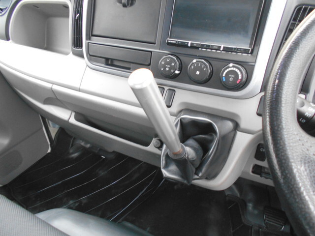 三菱ふそうキャンターダンプ小型（2t・3t）[写真32]