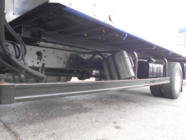 日野レンジャーセーフティクレーン3段中型（4t）[写真21]