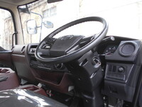 日野レンジャーセーフティクレーン3段中型（4t）[写真28]