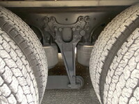 UDトラックスクオンアルミウイング大型（10t）[写真15]