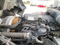 UDトラックスクオンアルミウイング大型（10t）[写真23]