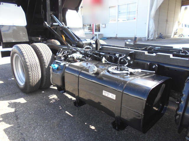 三菱ふそうキャンターダンプ小型（2t・3t）[写真18]