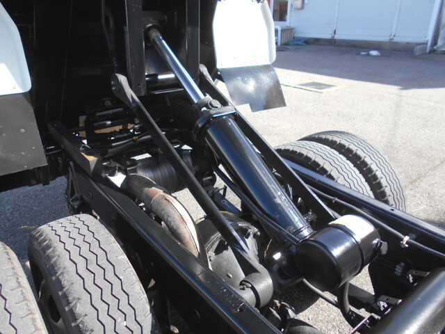 三菱ふそうキャンターダンプ小型（2t・3t）[写真19]