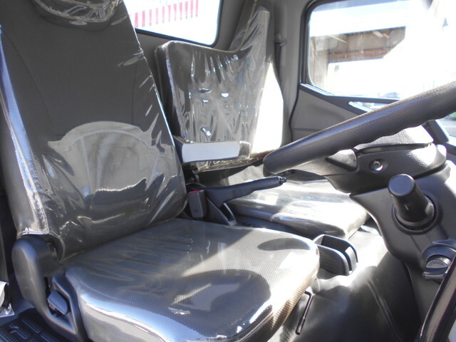 三菱ふそうキャンターダンプ小型（2t・3t）[写真26]