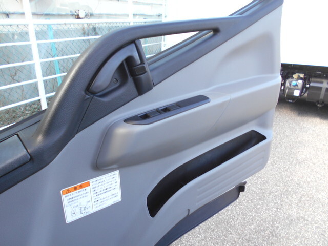 三菱ふそうキャンターダンプ小型（2t・3t）[写真39]