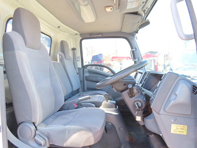 いすゞエルフセーフティローダー小型（2t・3t）[写真17]