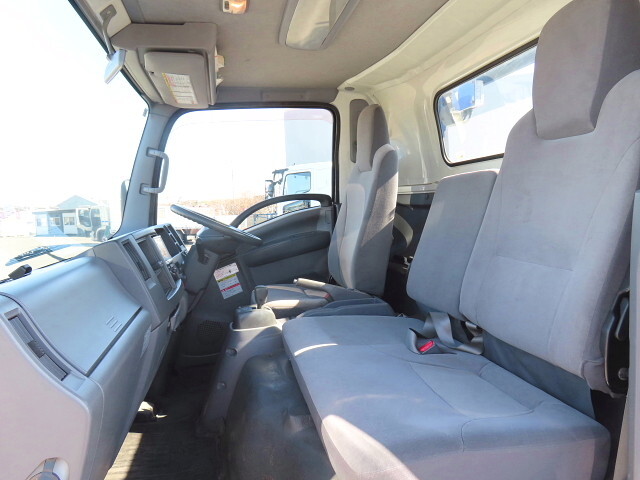 いすゞエルフセーフティローダー小型（2t・3t）[写真18]