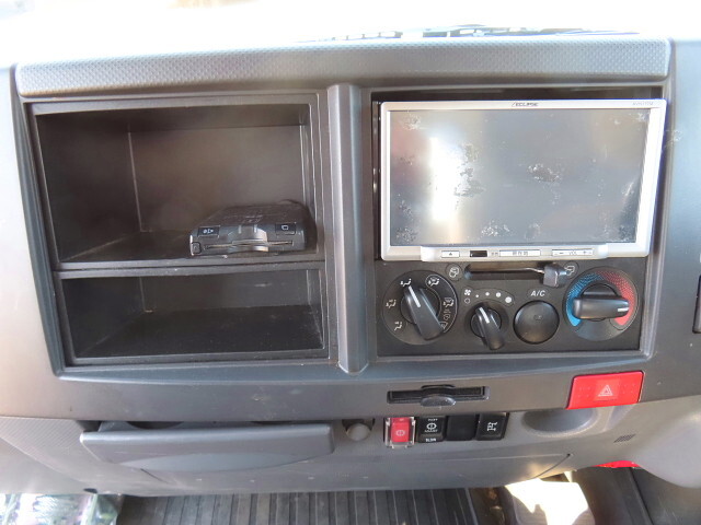 いすゞエルフセーフティローダー小型（2t・3t）[写真21]