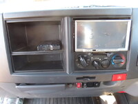 いすゞエルフセーフティローダー小型（2t・3t）[写真22]