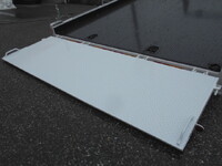 三菱ふそうキャンターセーフティローダー小型（2t・3t）[写真11]