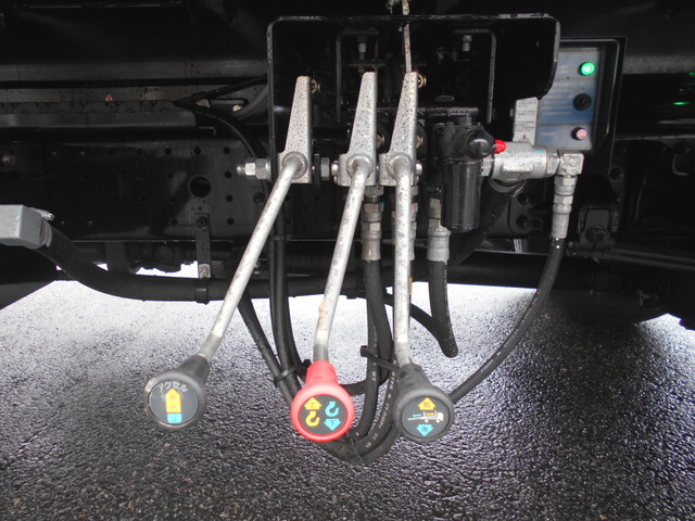 三菱ふそうキャンターセーフティローダー小型（2t・3t）[写真12]