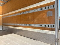 いすゞエルフアルミバン小型（2t・3t）[写真22]