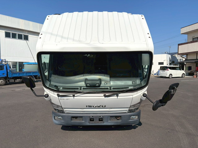 いすゞエルフアルミバン小型（2t・3t）[写真06]