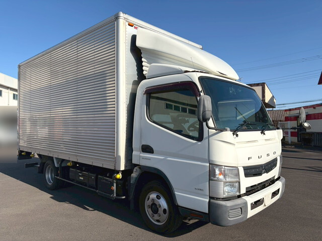 三菱ふそうキャンターアルミバン小型（2t・3t）[写真01]