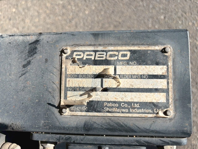 三菱ふそうキャンターアルミバン小型（2t・3t）[写真10]