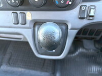 三菱ふそうキャンターアルミバン小型（2t・3t）[写真16]