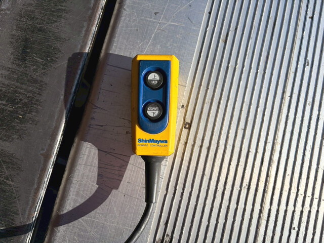 三菱ふそうキャンターアルミバン小型（2t・3t）[写真21]