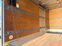 三菱ふそうキャンターアルミバン小型（2t・3t）[写真24]