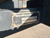 三菱ふそうキャンターアルミバン小型（2t・3t）[写真10]