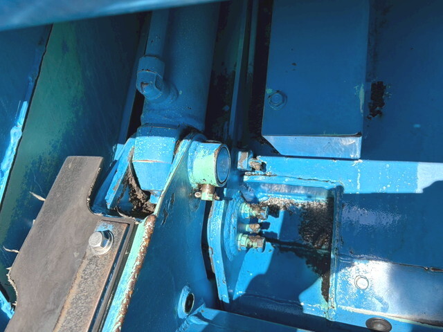 日野デュトロパッカー車（塵芥車）小型（2t・3t）[写真26]