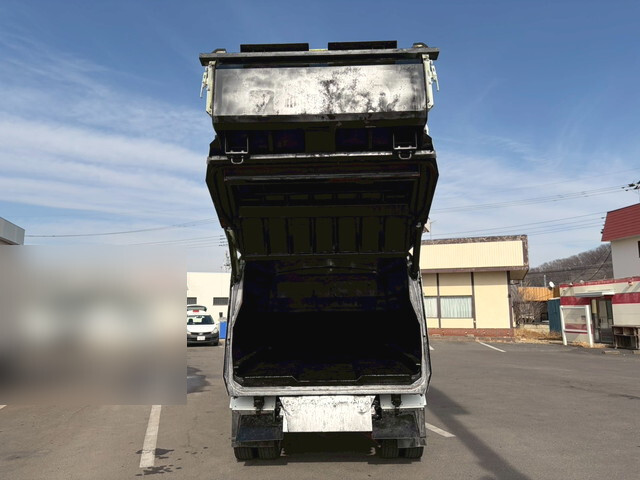 三菱ふそうキャンターパッカー車（塵芥車）小型（2t・3t）[写真04]