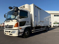 日野レンジャー冷凍車（冷蔵車）中型（4t）