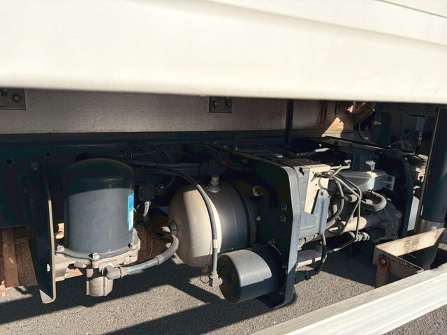 日野レンジャー冷凍車（冷蔵車）中型（4t）[写真28]