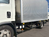 いすゞエルフアルミバン小型（2t・3t）[写真19]