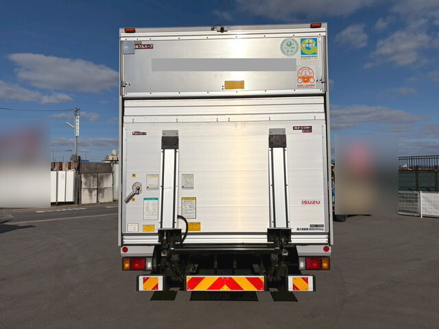 いすゞエルフアルミバン小型（2t・3t）[写真02]