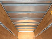 いすゞエルフアルミバン小型（2t・3t）[写真21]