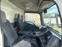 いすゞエルフアルミバン小型（2t・3t）[写真27]