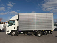 いすゞエルフアルミバン小型（2t・3t）[写真06]